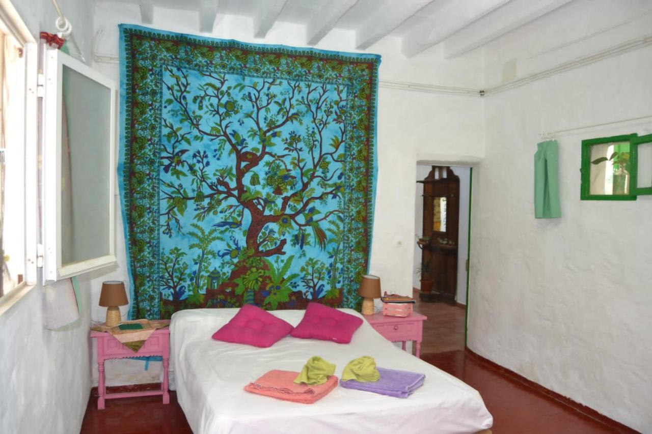 Es Barranco Guest House Ferreries Bagian luar foto