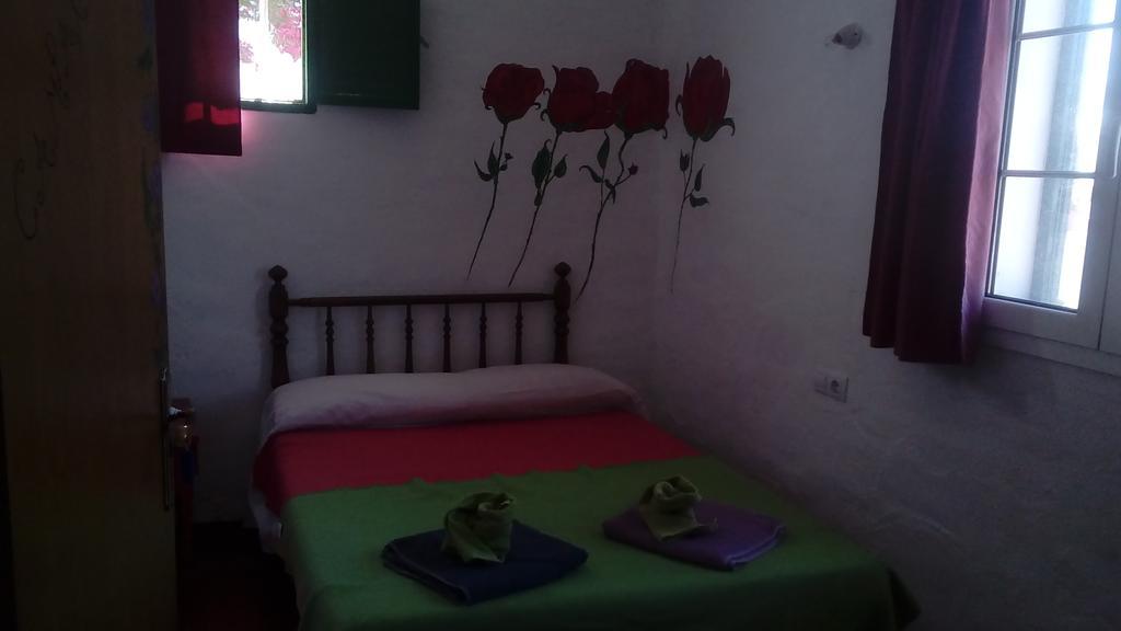 Es Barranco Guest House Ferreries Bagian luar foto
