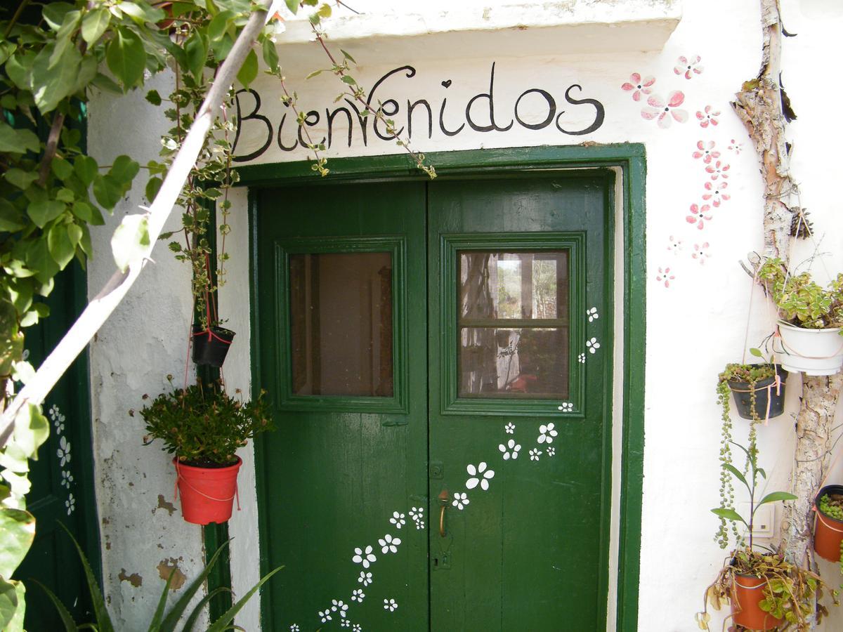 Es Barranco Guest House Ferreries Bagian luar foto